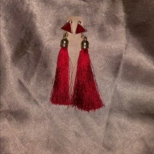 Red, black, & tan earring set